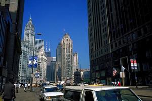 移動スーパー専門でトータルプロデュース